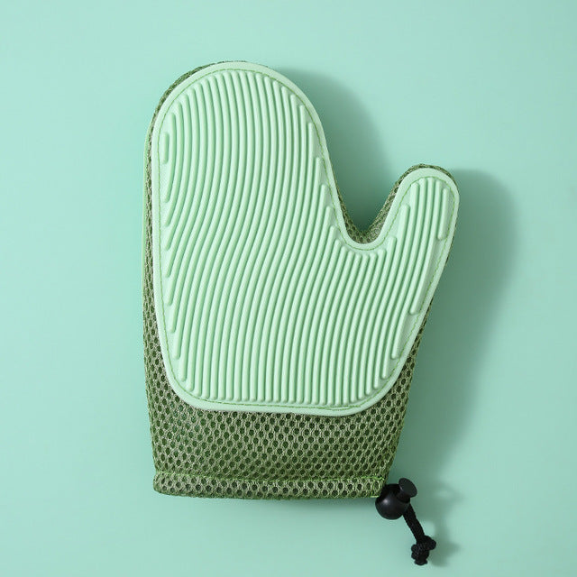 The Groom Glove: Silicone Deshedding & Massage Gloves