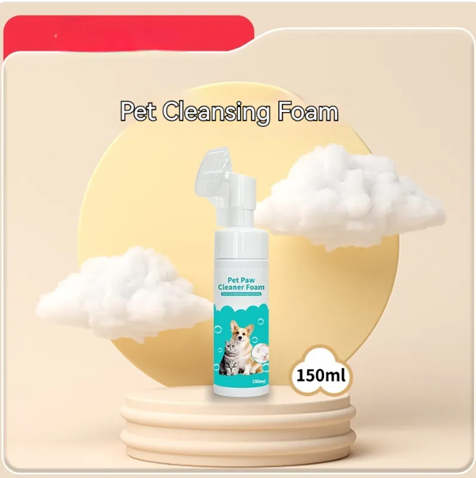 Clean Paws Kit: Pet Grooming Wipes & Gloves
