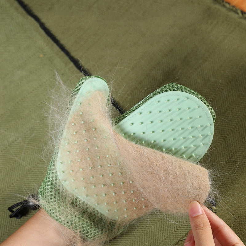 The Groom Glove: Silicone Deshedding & Massage Gloves